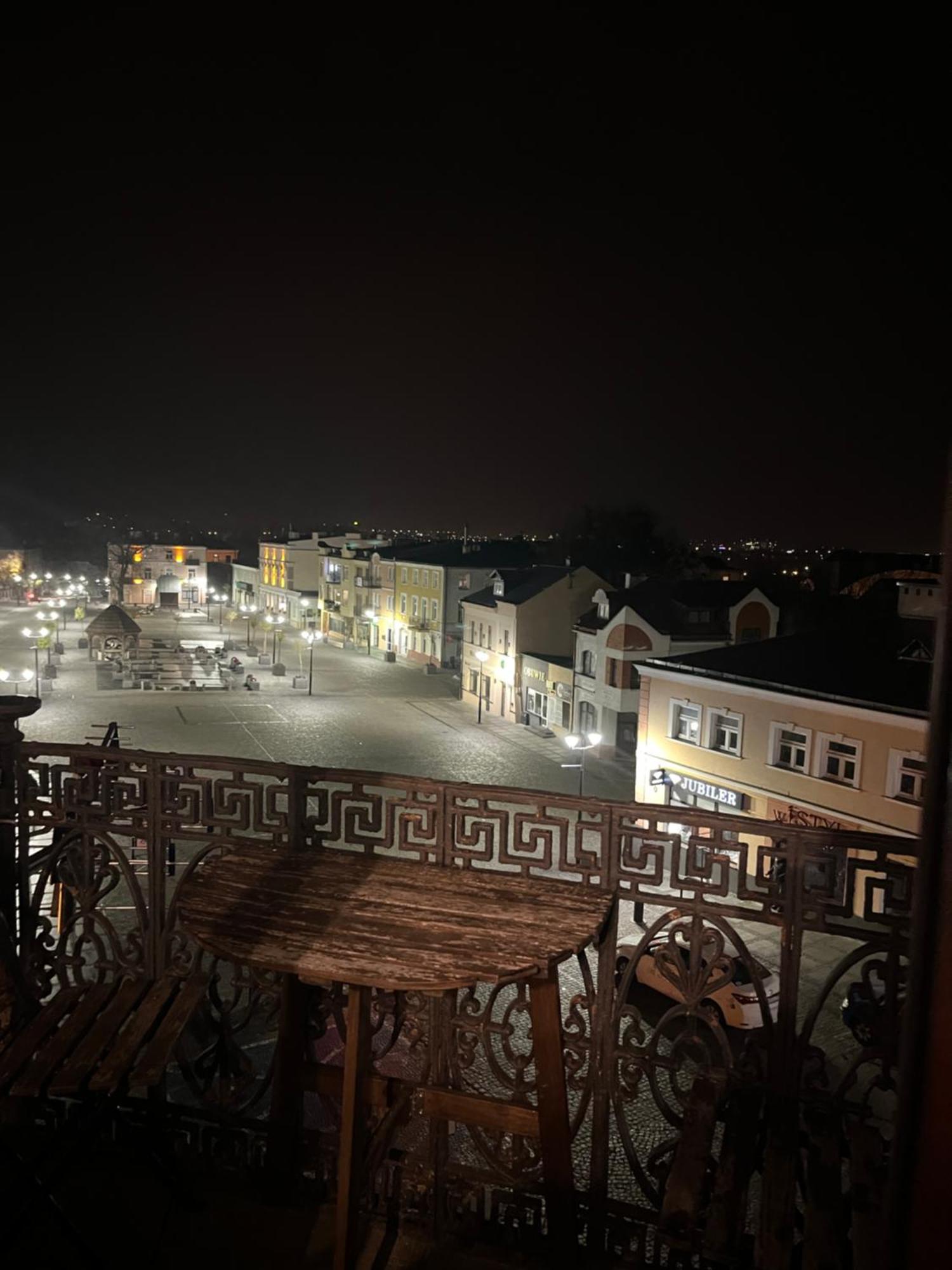 Apartamenty Luczkowskiego Z Widokiem Na Studnie 4 Chełm Zewnętrze zdjęcie